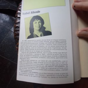 DE AMOR Y DE SOMBRA  de Isabel Allende